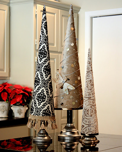 christmas tree cones 186